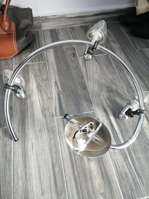 Lustre pentru camera