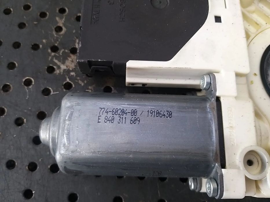 Motoras macara stanga fata seat leon 1p 1p0837401e 7746020400 1t0959701g 1k0959793m