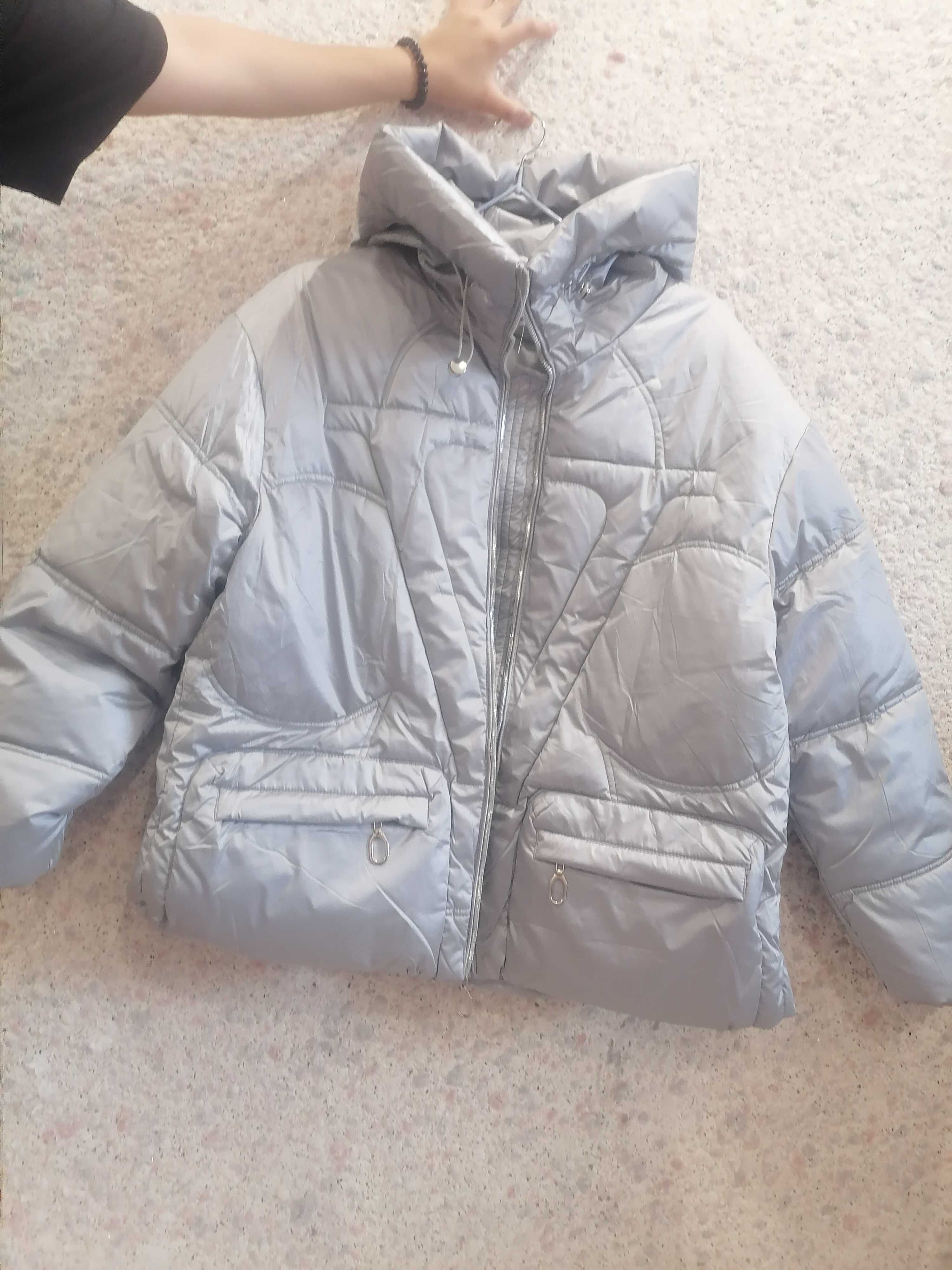 Продам новый  куртку