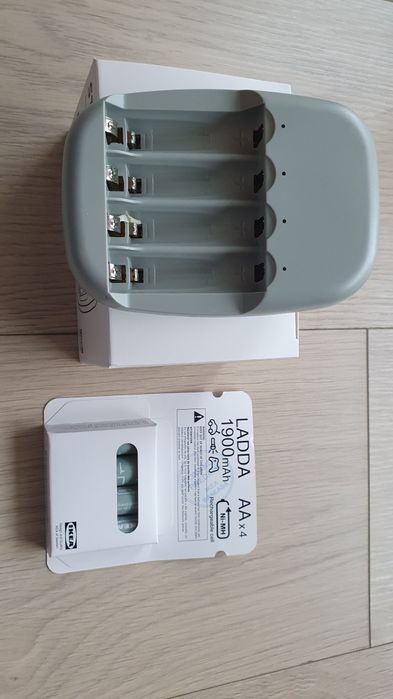 Incarcator Ikea+4 Acumulator AA 1900mAh+4 AAA Acumulator 750mAh Curier
