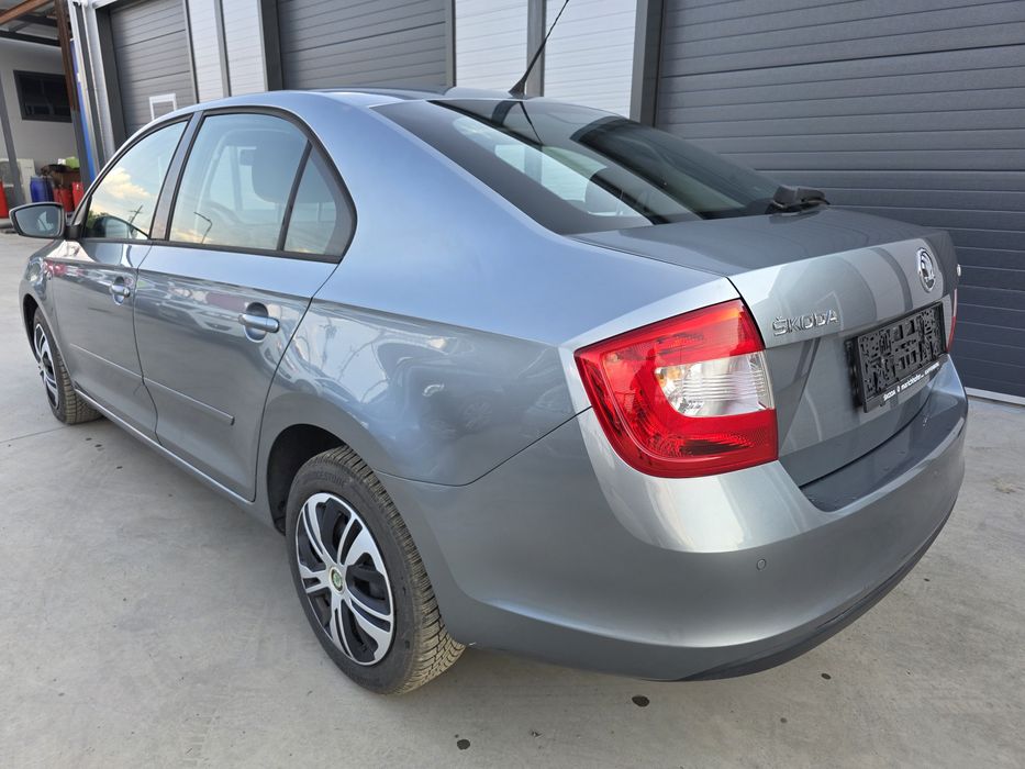 Skoda Rapid limuzină 1.2 Tsi cu Dotări!