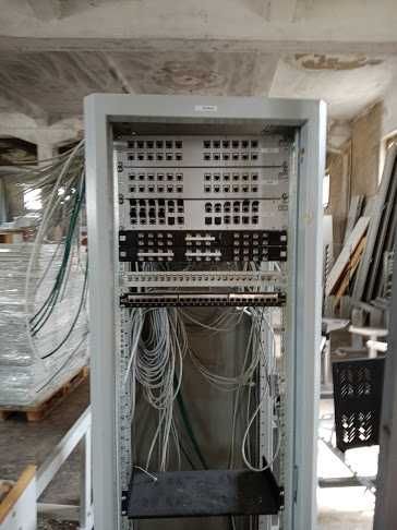 Rack  Server dimensiunea  197/61/48cm