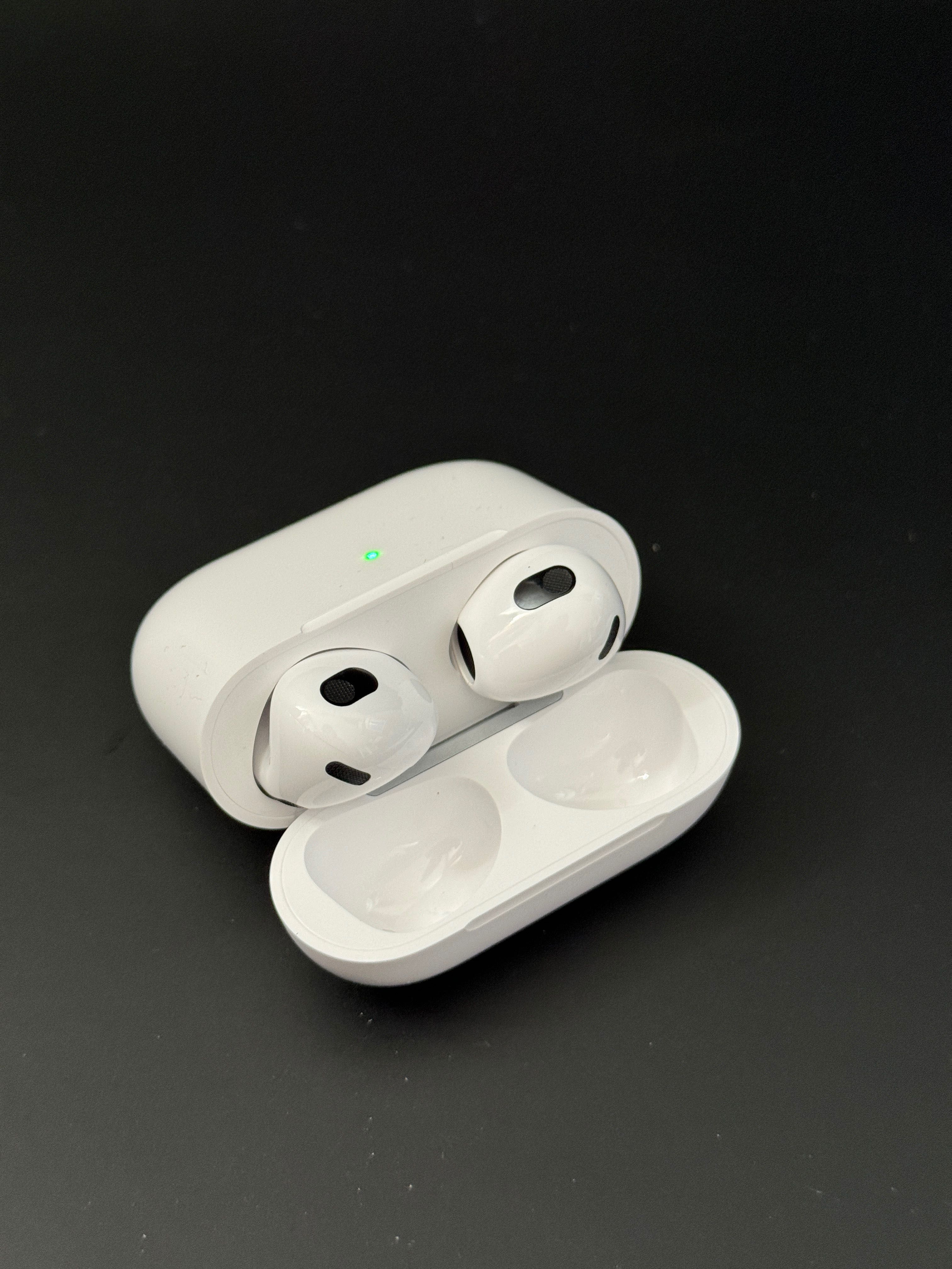 Apple AirPods 3  / Висок клас Безжични слушашки