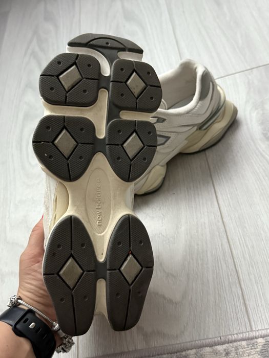 Маратонки new balance