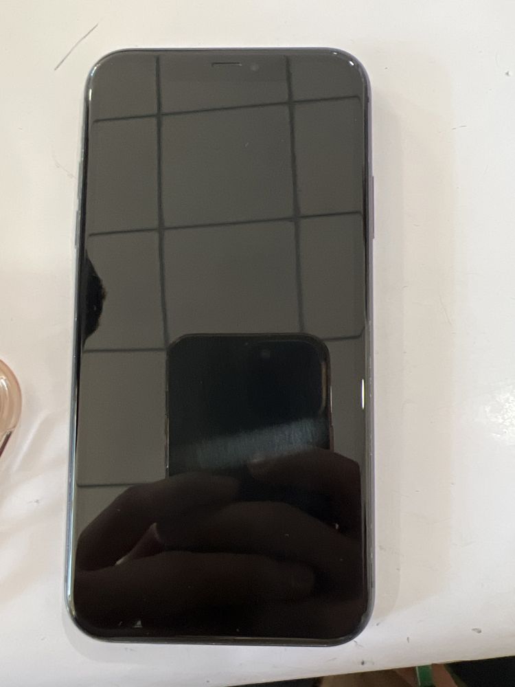 iPhone 11 black 128Gb