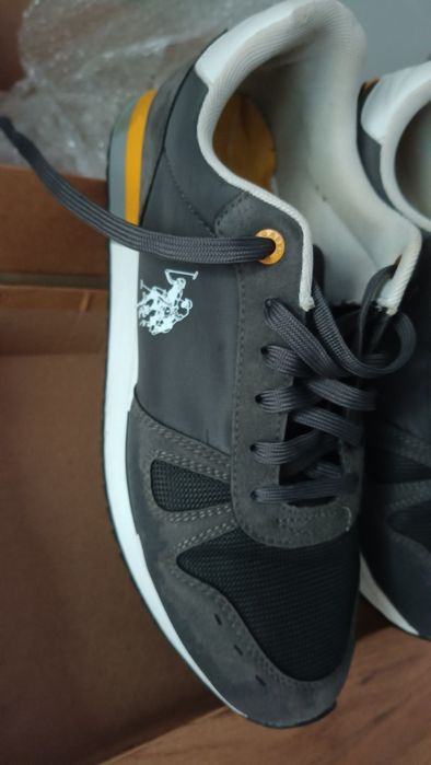 Adidași Polo 42 (26.5]