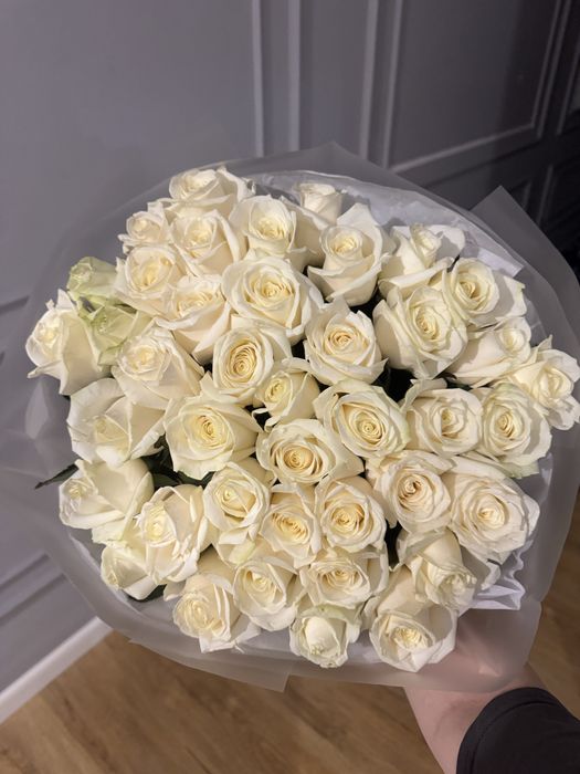 цветы свежие 35штук