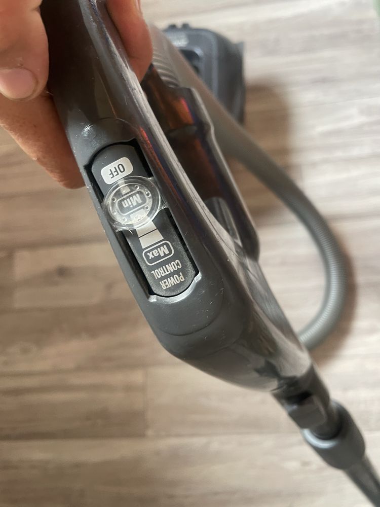 Пылесос LG.