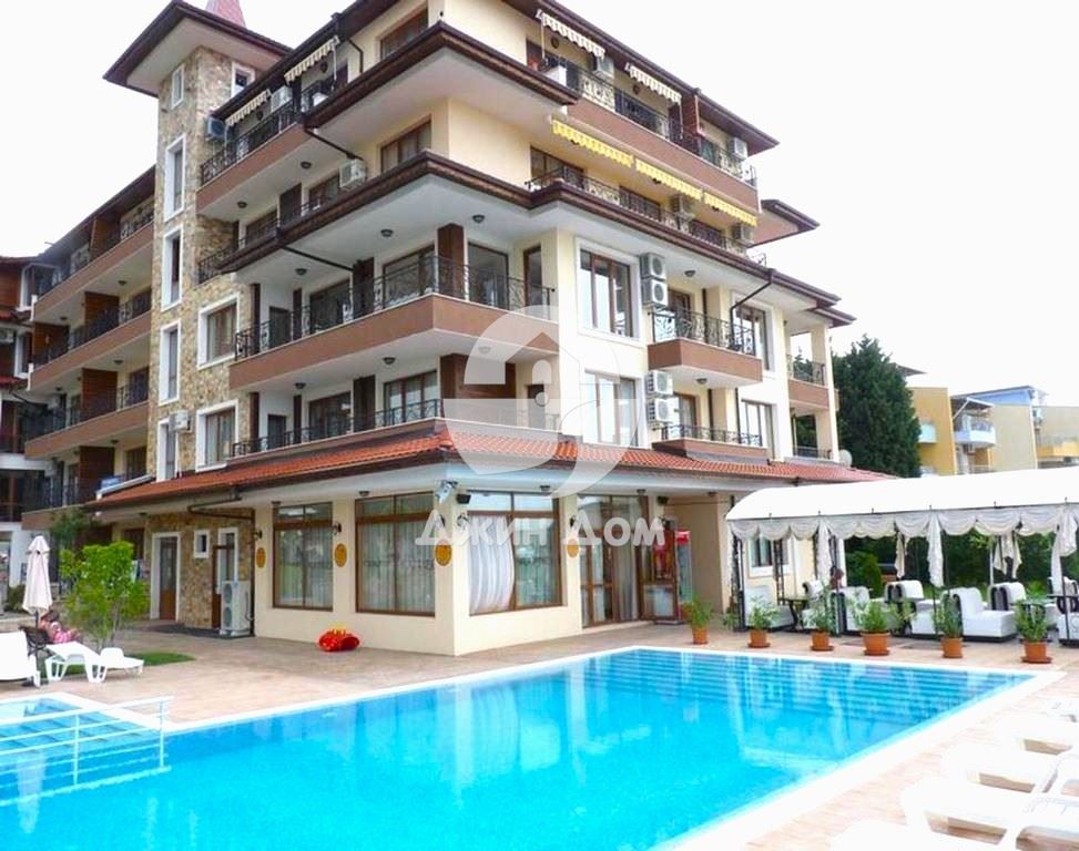 Продава се Двустаен апартамент в с. Равда, Област Бургас - 66 кв.м за 1591 €/кв.м - Снимка #11