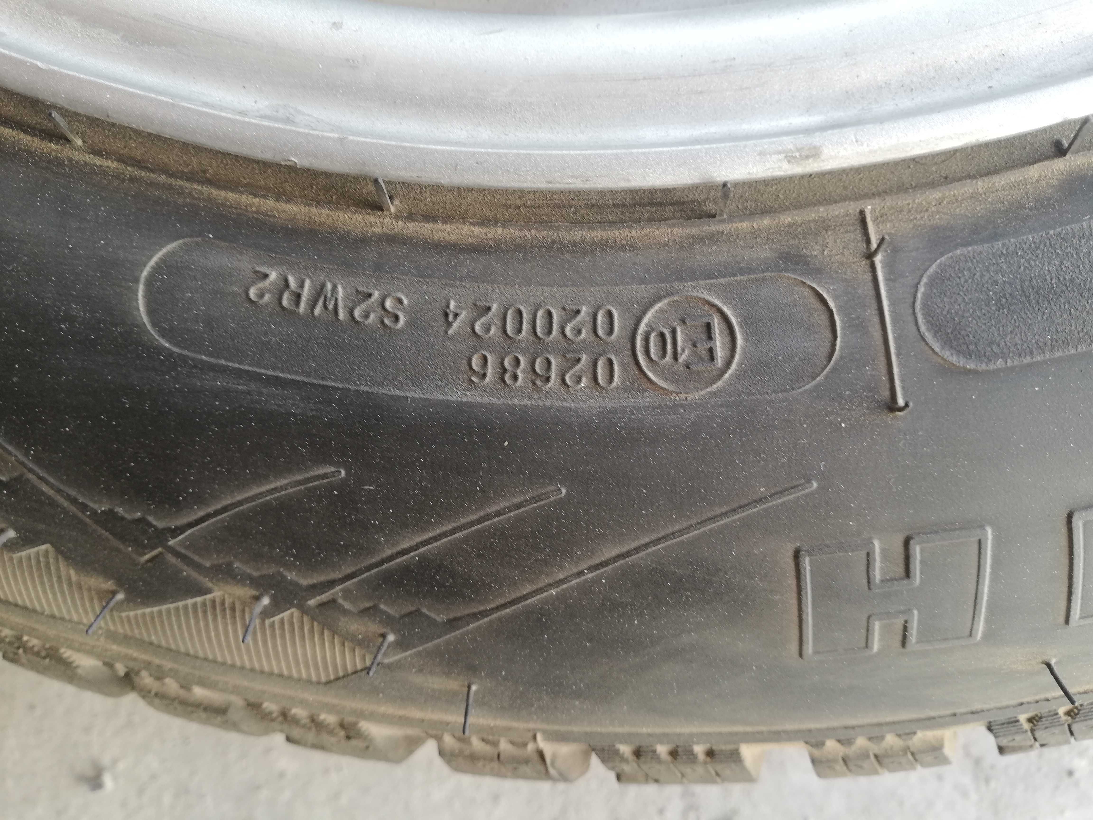 Продавам джанти с зимни гуми 5х100(15")
