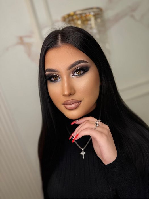 Ofer servicii de make-up