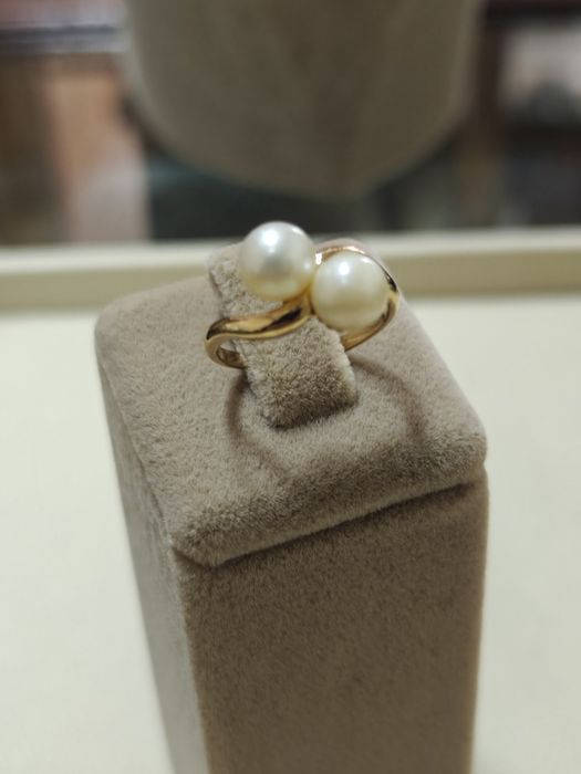 Inel cu perle aur 18k 3.80gr (r)