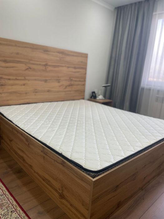 Екі адам жататын төсек