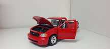 Machetă Ford f150 SVT 1/21 Bburago
