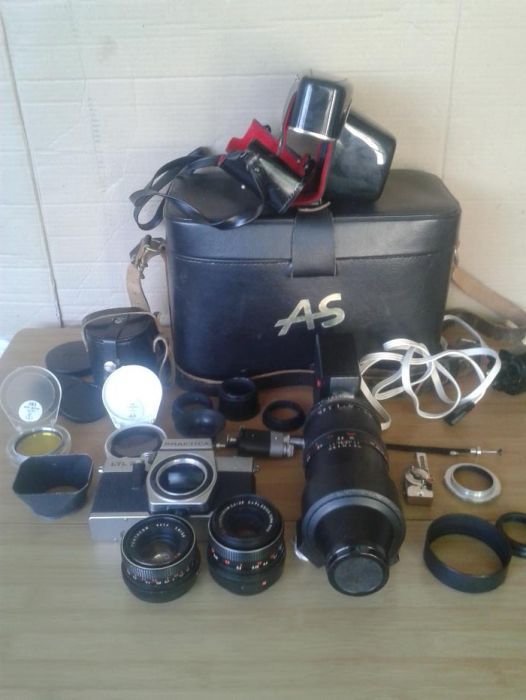 Aparat Foto Praktika LTL3 Pentacon Spiegelreflex cu mult accesorii