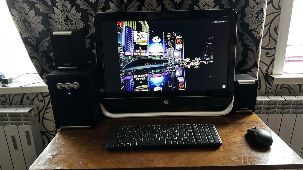 Моноблок HP Pavilion 23