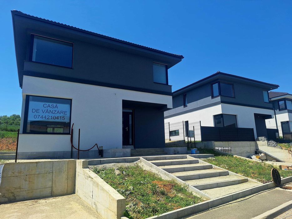 Casa individuala 120 mp utili, 500 mp teren, Corusu!