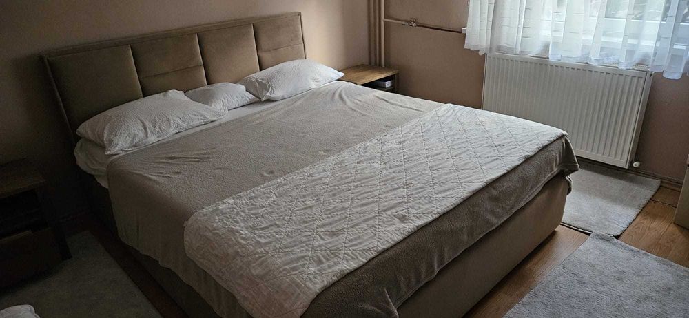 pat tapițat cu cutie de depozitare + somieră