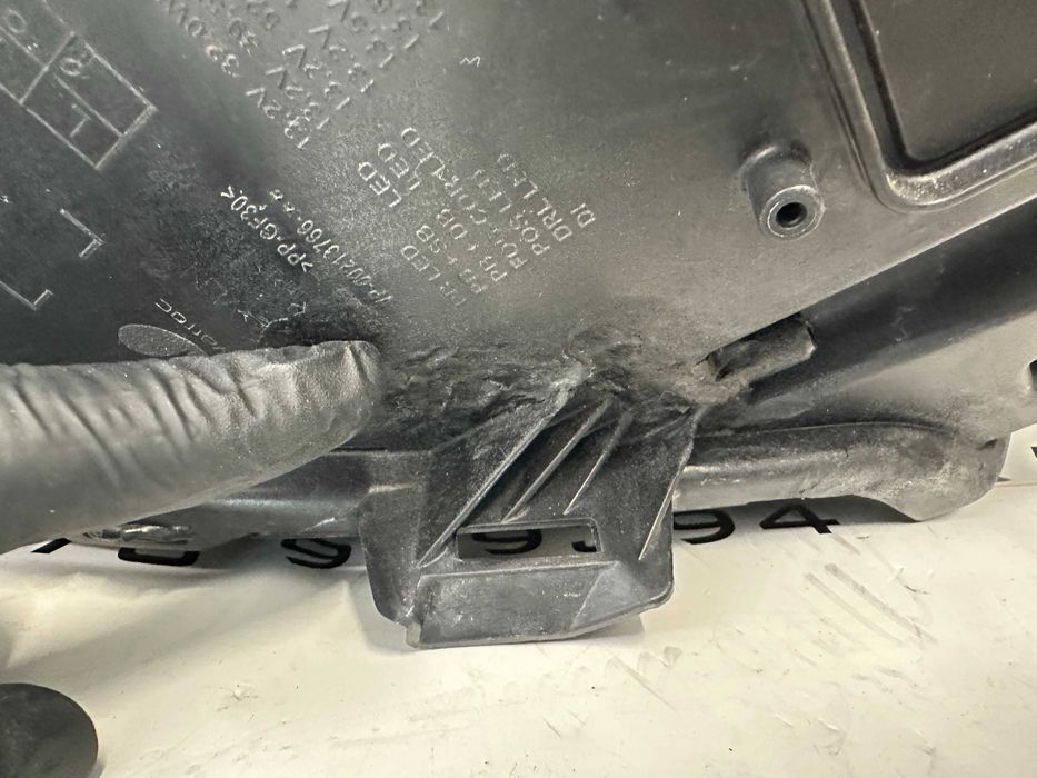 Фар фарове десен LED Skoda Kamiq лед far farove Шкода Камик