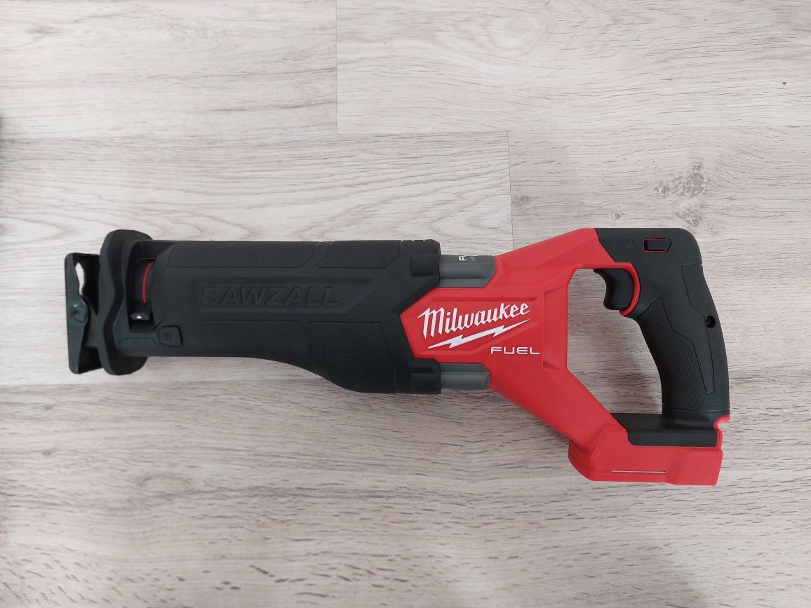 Fierastrau sabie milwaukee M18 FSZ, 2023, nou, nefolosit