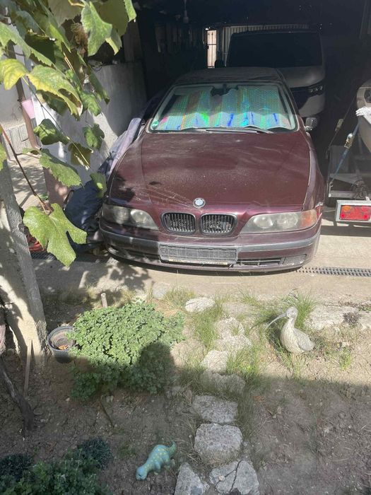 De vânzare BMW 520I E39