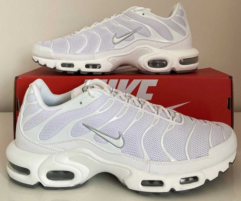 CLASSIC Nike Air Max TN Plus Triple White (от/до 36-46 номер)