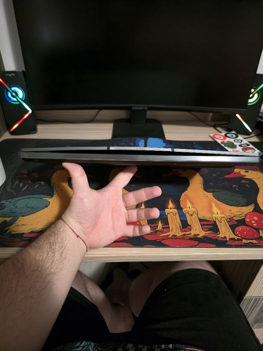 Lenovo Legion 7 16ARHA7 - Ryzen 7 / RX6700M / 32GB / 1TB - uşor curbat