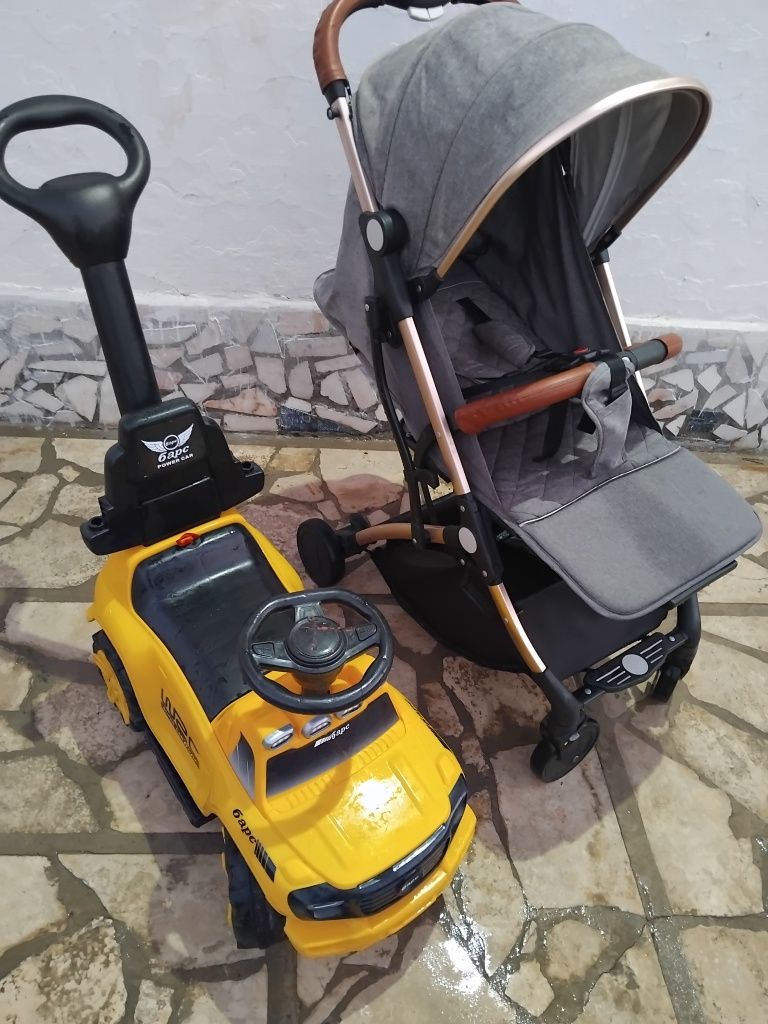 Продаётся коляска,в подарок машина