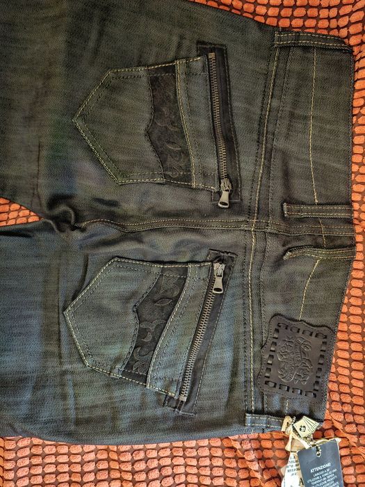 Нови дънки SIXTY