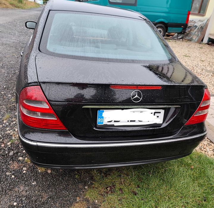 Mercedes E W 211