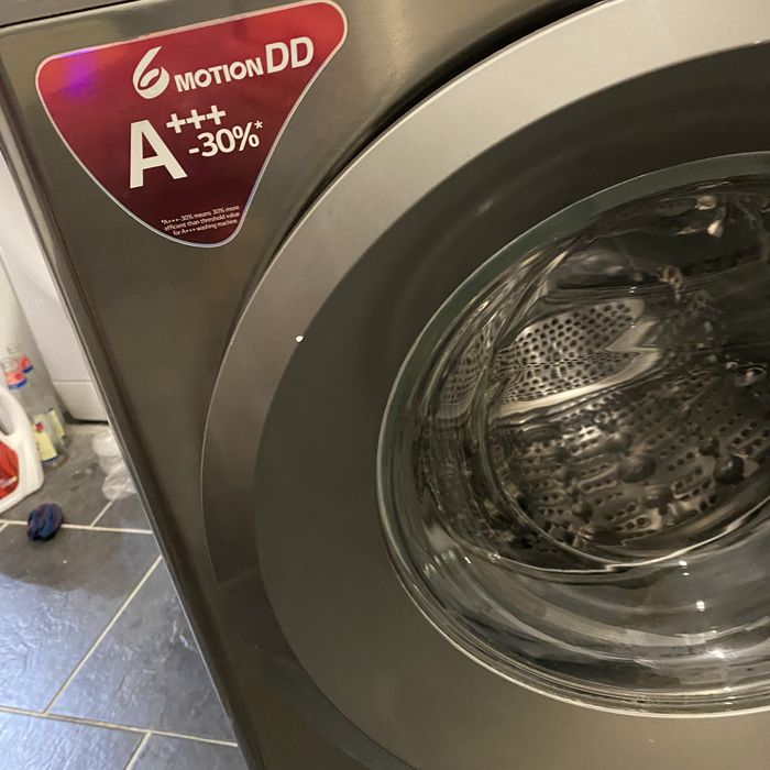 Пералня LG Direct Drive 7kg