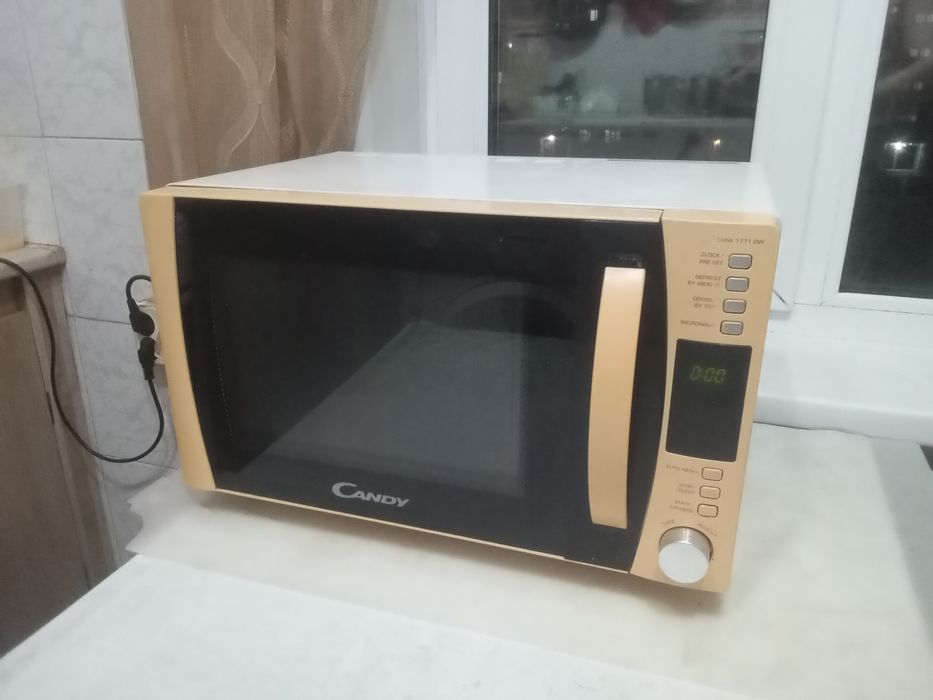 Микроволновка в нормальном состоянии