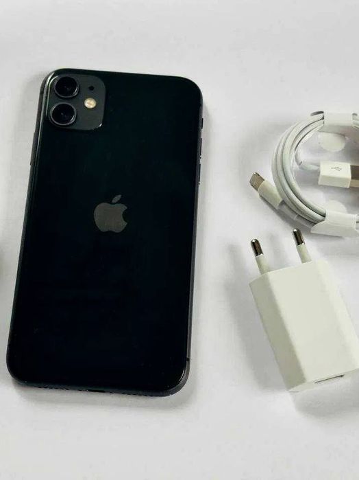 Черный Айфон 11 в идеале Срочно