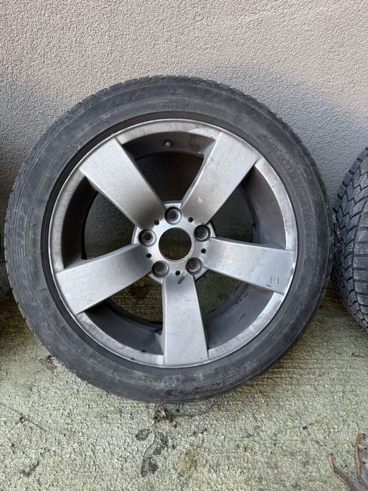 Продавам джанти с гуми 17цола БМВ Е60 Оригинални