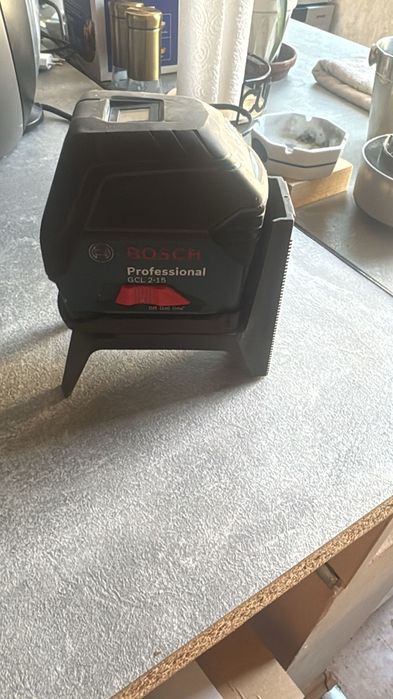 Линеен лазерен нивелир Bosch GCL 2-15 Professional