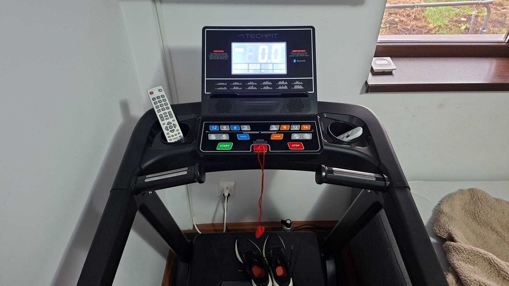 Banda de alergare TECHFIT MT300, stare perfecta, cu livrare personala
