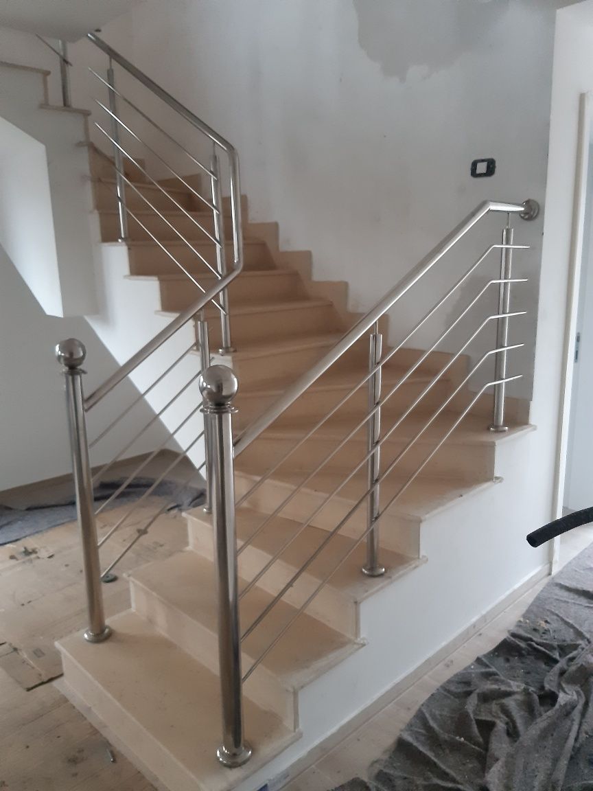 Executam balustrade din inox