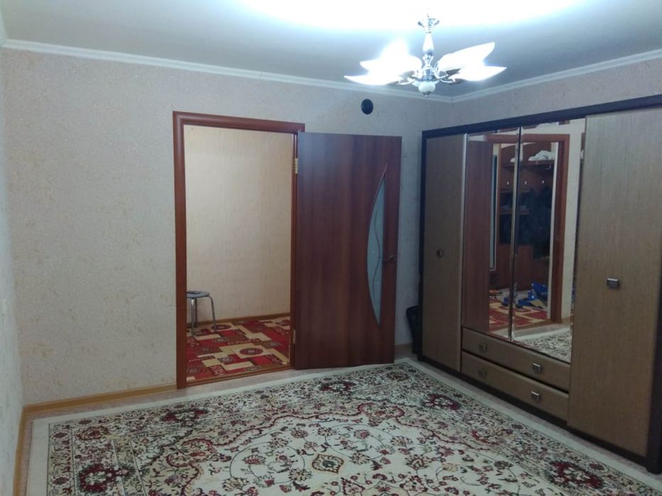 Сдам 3 к.кв 11 мкр с подселением девушке