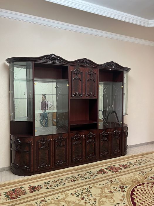 СТЕНКА Италия Гостинная в хорошем состоянии