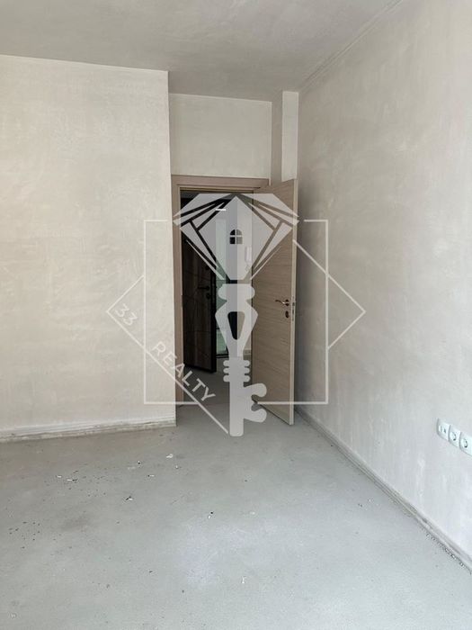 Продава се Двустаен апартамент в Пловдив, Остромила - 67 кв.м за 1461 €/кв.м - Снимка #4