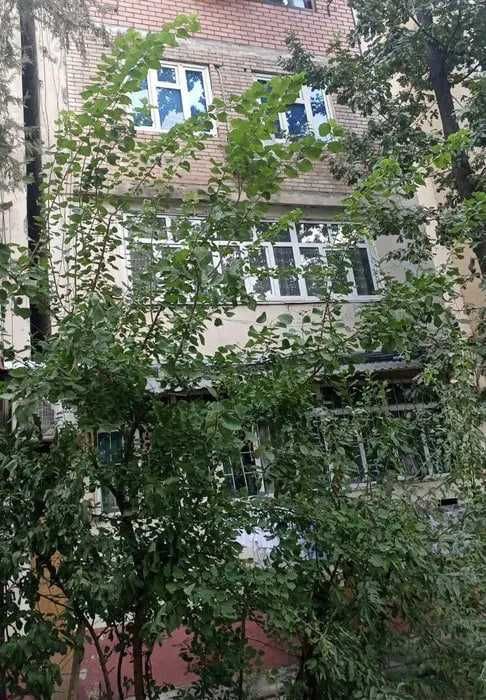 Продается 2-комнатная квартира, Чиланзар, ориентир метро Новза 2/2/4