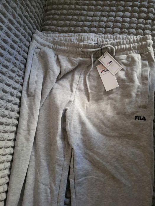 Анцунг Фила чистно нов