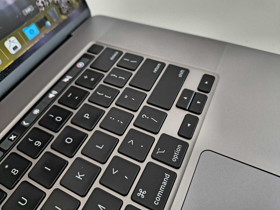 Apple MacBook Pro 16 i9/32gb Ram/ 1Tb SSD - Factura si Garantie