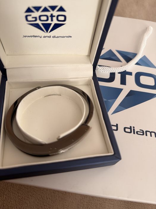 Диамантена гривна