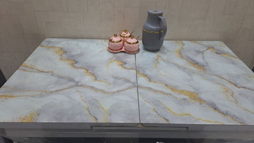 Стол стул. Нархи 1.5 млн сум