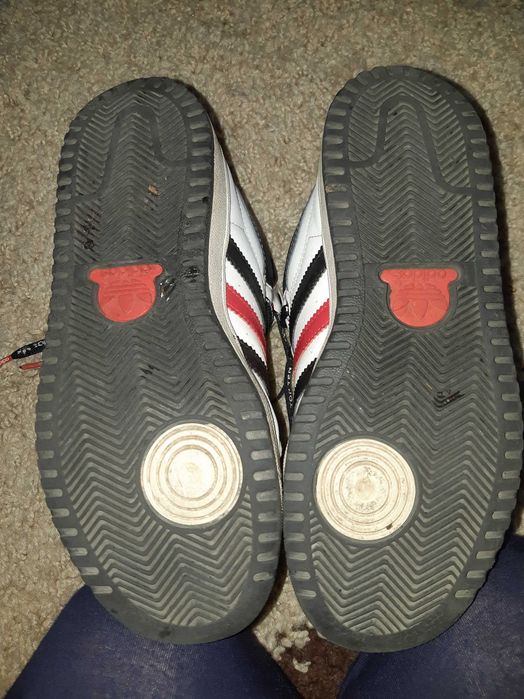Vând adidași înalți marca Adidas, originali, mărimea 38