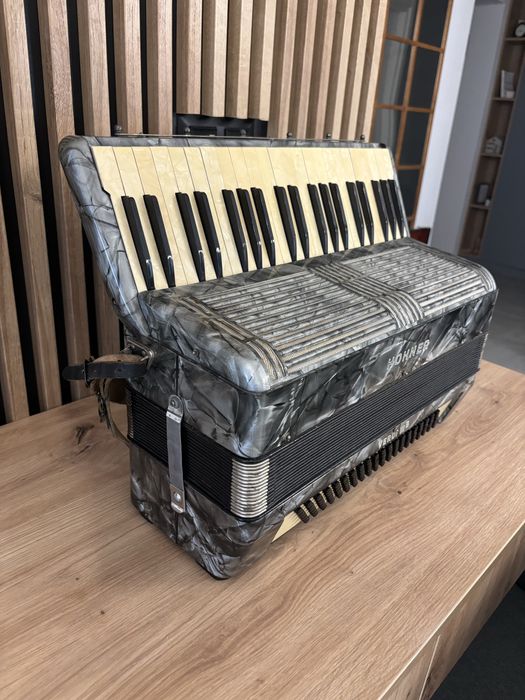 Acordeon Hohner Verdi 3 cu 120 de basi Vergea