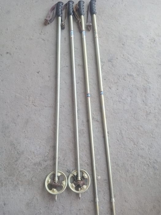 Продам Лыже Комплект И По Оделностий