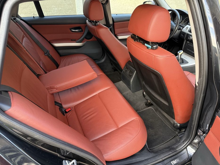 Bmw E 91, 2.0 Diesel. An 2010, Euro 5, Facelift, piele, navigație.