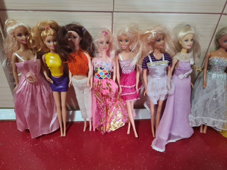 Păpuși fete folosite la 15 lei bucata Timișoara